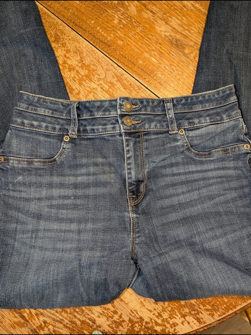 Maurices Skinny Jeans in Distressed Blue Wash